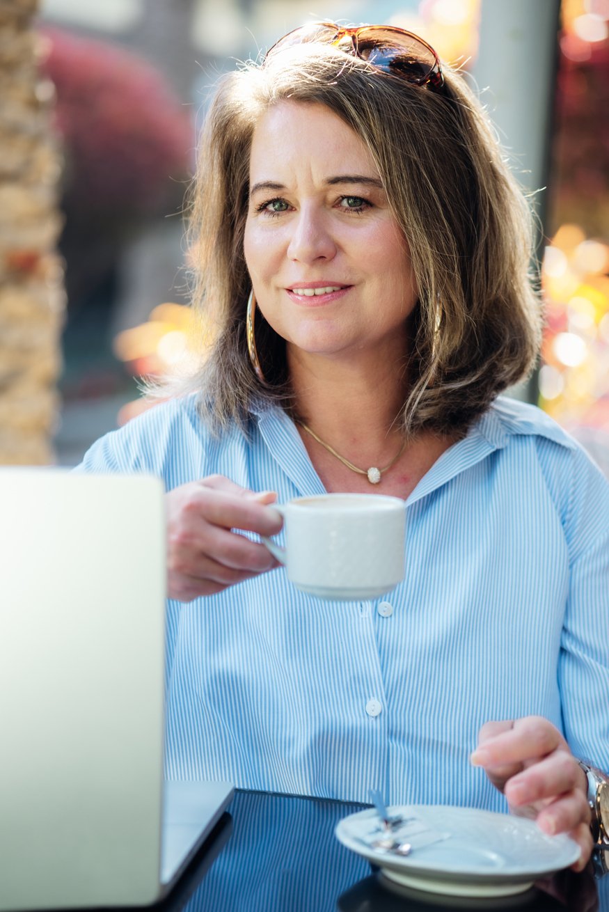 Susana Toth - Üzleti automatizálás kisvállalkozóknak | Make.com szakértő Vállalkozás automatizálás A-tól Z-ig | Make.com kurzus kisvállalkozóknak